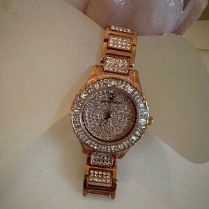Crystal fashion watch